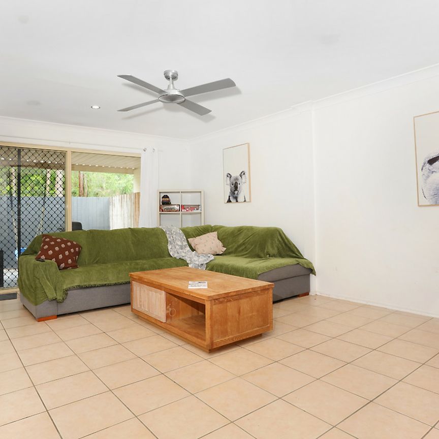 RENOVATED DUPLEX WITHIN BOUTIQUE GATED ESTATE - Photo 1