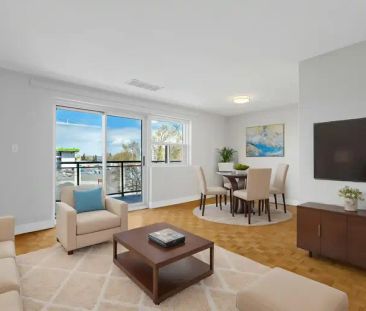 Parkdale Place | 1201 Richmond Street North, London - Photo 1