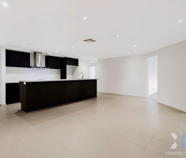 5 Bed, 2 Bath - Photo 1