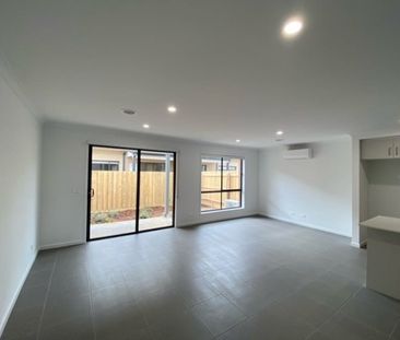 Modern Townhouse - Photo 1