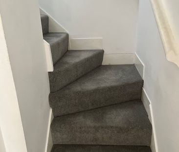 2 Bed Flat, Saffron Lane, LE2 - Photo 2