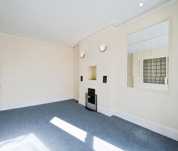 3 bedroom apartment to rent Waverley Grove, Southsea, Hampshire, PO4 - Photo 6