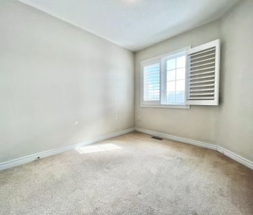 For Lease - 936 Castlemore Avenue, Markham, Ontario - Photo 5