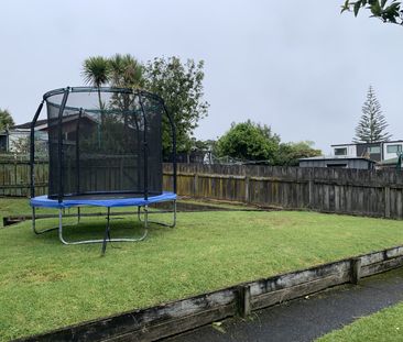 Unit 2, 10 Ciprian Place, Henderson, Auckland - Photo 4