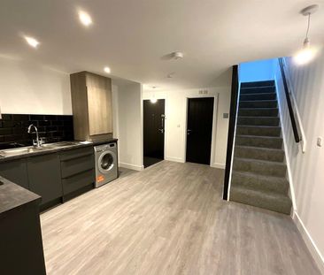 The Old Court House - Photo 1