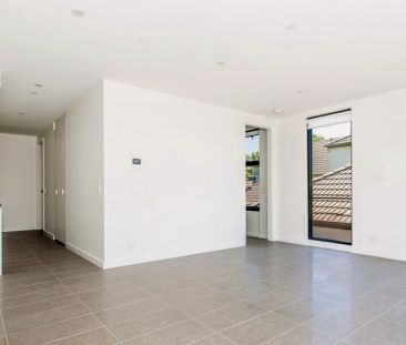 2 Bed, 2 Bath - Photo 3