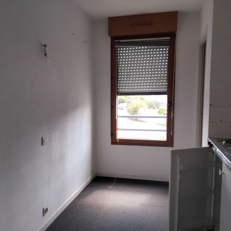 Location Appartement 1 pièce 19m² - Photo 3