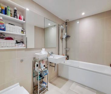 1 bedroom flat to rent - Photo 6