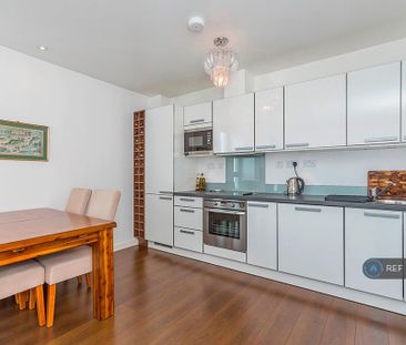 1 bedroom flat to rent - Photo 6