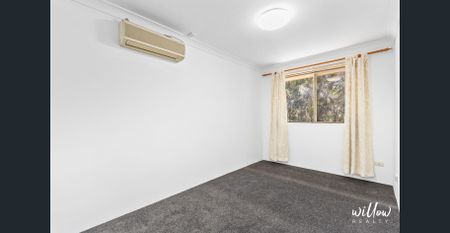 Large 3 Bedroom Townhouse with Swimming Pool & Tennis Courts! - Photo 3