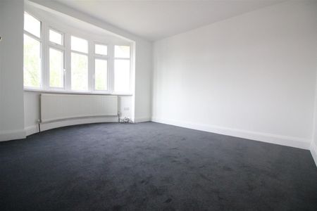 Great West Road, Isleworth - Photo 2