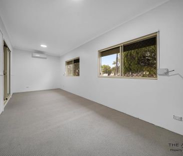 Updated 4 Bedroom Home with Spacious Outdoor Living - Photo 5