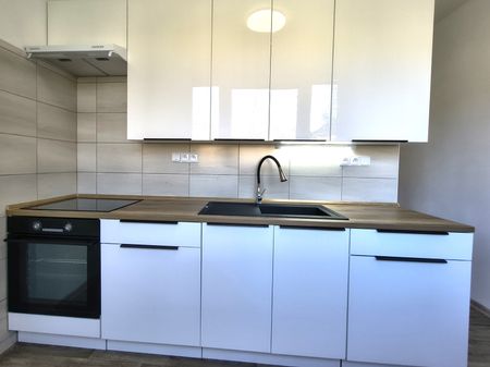 Pronájem bytu 2+1 56 m² - Photo 4