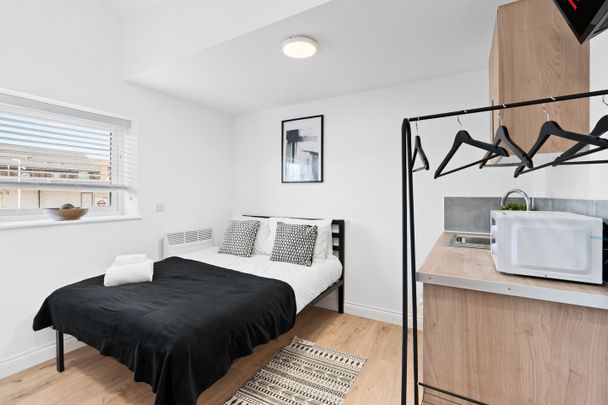 Studio Flat, Carmichael Road, SE25 - Photo 1