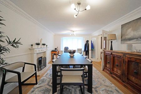 5 bedroom detached house to rent - Photo 4