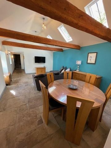 2 bedroom barn conversion to rent - Photo 4