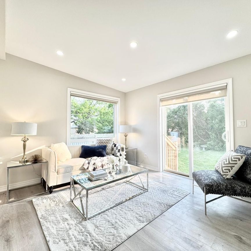 For Lease - 1286 Cedar Street Unit# Main, Oshawa, Ontario - Photo 1