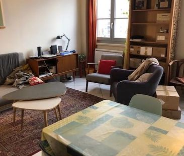 Location Appartement 3 pièces 65m² LYON 4ème - Photo 2