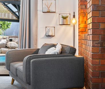 Spacious & Comfortable Home in a Peaceful Court Location - Photo 4