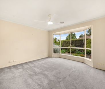 33 Courtneidge Street, Dunlop ACT 2615 - House For Rent | Domain - Photo 1
