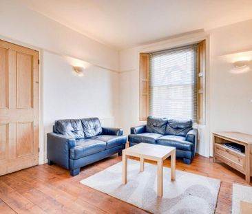 2 bedroom house to rent - Photo 1