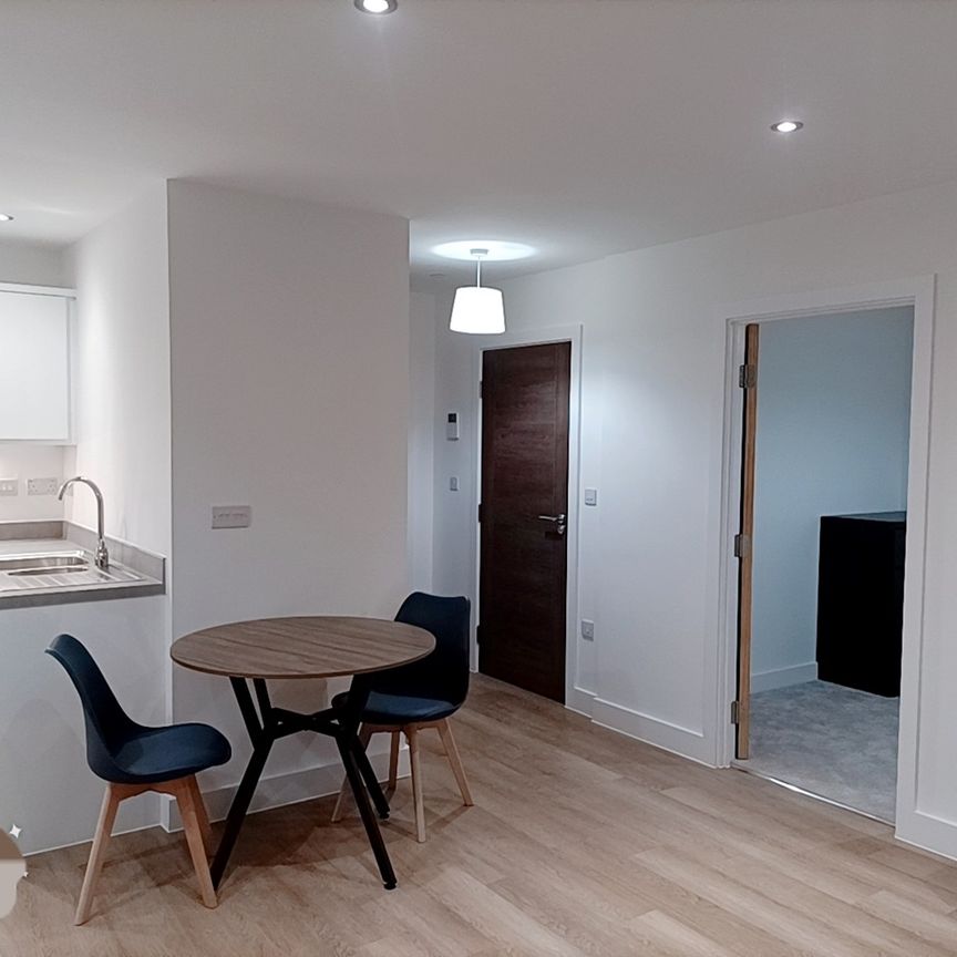1 Bed Flat, Talbot Road, M16 - Photo 1