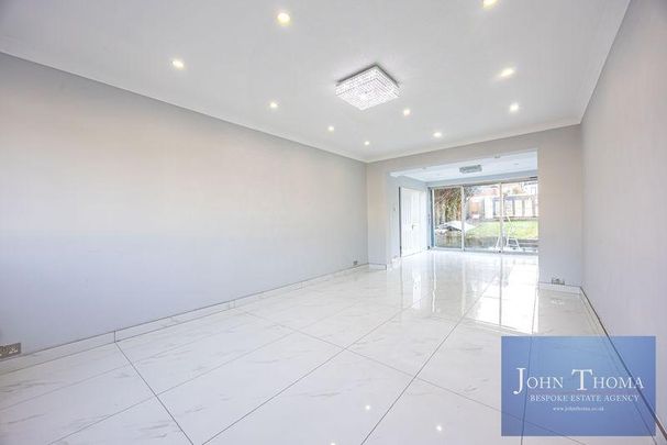 4 bedroom detached house to rent - Photo 1