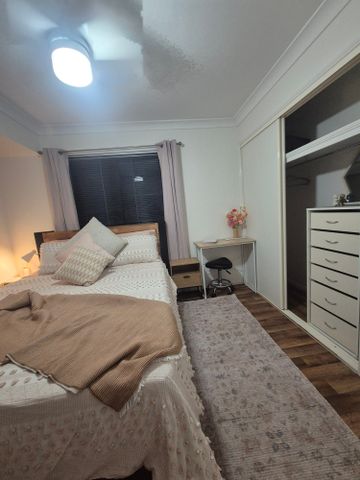 Upper Coomera - Photo 3