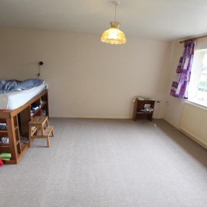 Mount Hermon Road, Woking, Surrey, GU22 - Photo 2