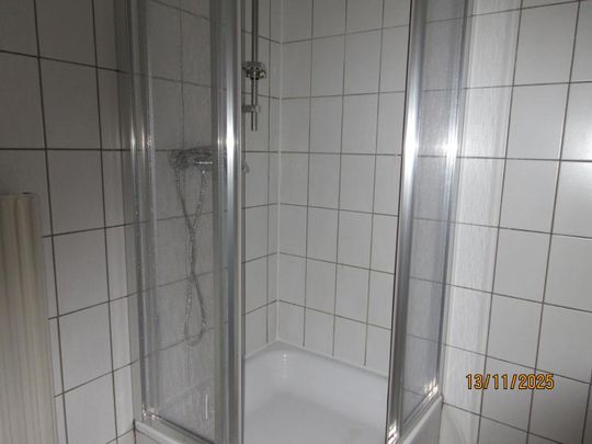 Hessenplatz/Dinghoferstr.55/2/11: Hübsche, zentral gelegene Kleinwohnung, 1 Raum, 35,60m2, separate, ablösefreie Küche,2.Liftstock - Foto 1