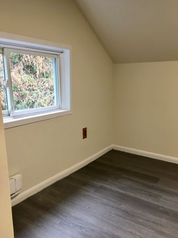 For Lease - 61 Bedford Road, London East, Ontario - Photo 5