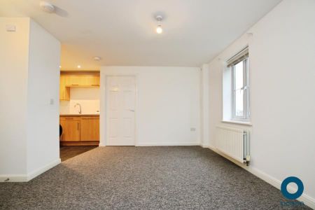 1 bedroom apartment to rent - Photo 2