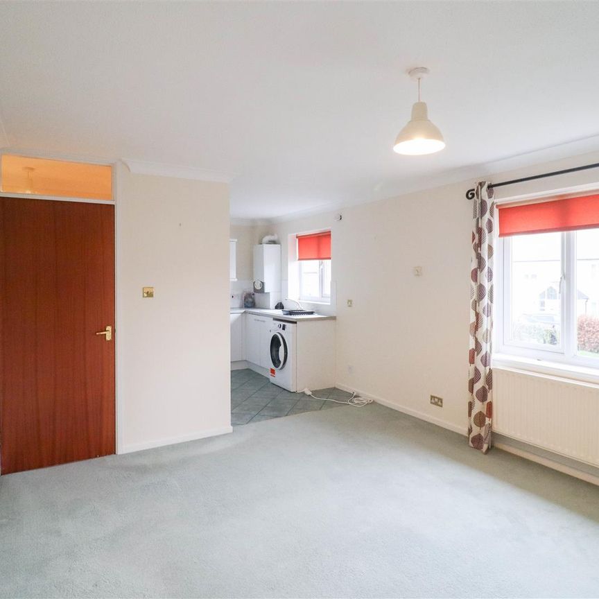 Howlett Way, Bottisham - Photo 1