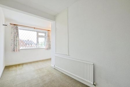 3 bedroom detached house to rent - Photo 4