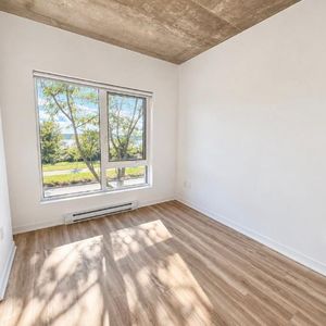 1 MOIS GRATUIT – 5½ À LOUER AVEC VUE SUR LE FLEUVE À LASALLE - Photo 2