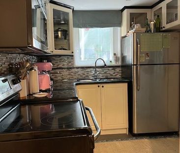 For Lease - 823 Craven Road, Toronto, Ontario - Photo 4