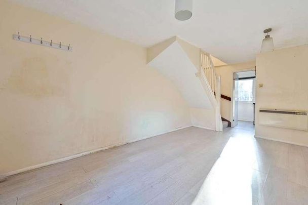 Hedgerley Court, Goldsworth, GU21 - Photo 1