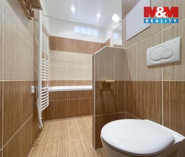 Pronájem bytu 2+1 65 m², Seidlova 469, Praha - Photo 4