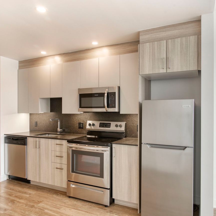 30 Saint-Joseph Est - Photo 1