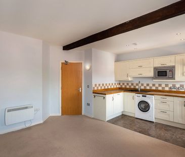 3 bedroom apartment to rent - Photo 2
