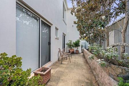 Beautiful Cbd Living - Photo 5