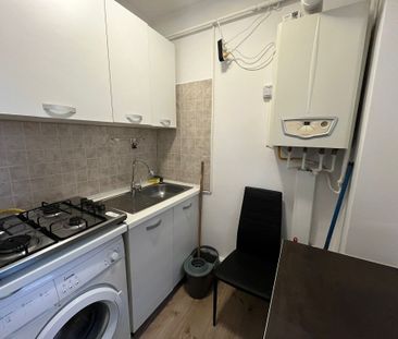Garsoniera Alexndru cel Bun-Zimbru, in bloc de apartamente - Fotografie 4