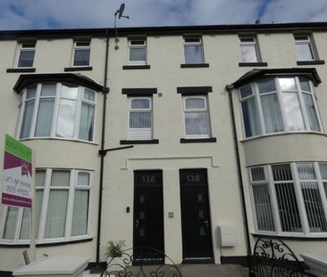 Bond Street Flat 6 - Photo 5