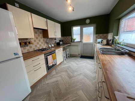 Seymour Street, Radcliffe, M26 - Photo 2