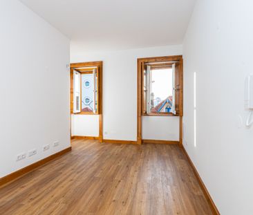 Apartamento T2 recuperado na Baía de Cascais - Photo 3
