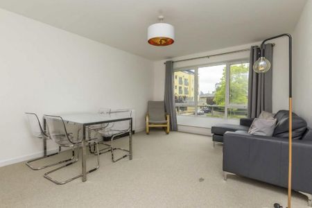1 bedroom flat to rent - Photo 2