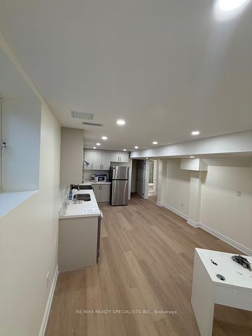 For Lease - 245 Montgomery Avenue, Whitby, Ontario - Photo 3