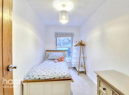 2 bedroom semi-detached house to rent - Photo 4