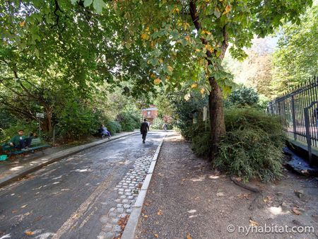 Logement à Paris, Location meublée - T3 - Parc des Buttes Chaumont (PA-1708) - Photo 5