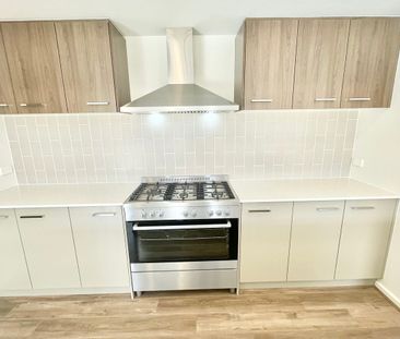 Flexible Family Home with 5th Bedroom or Study - Photo 3